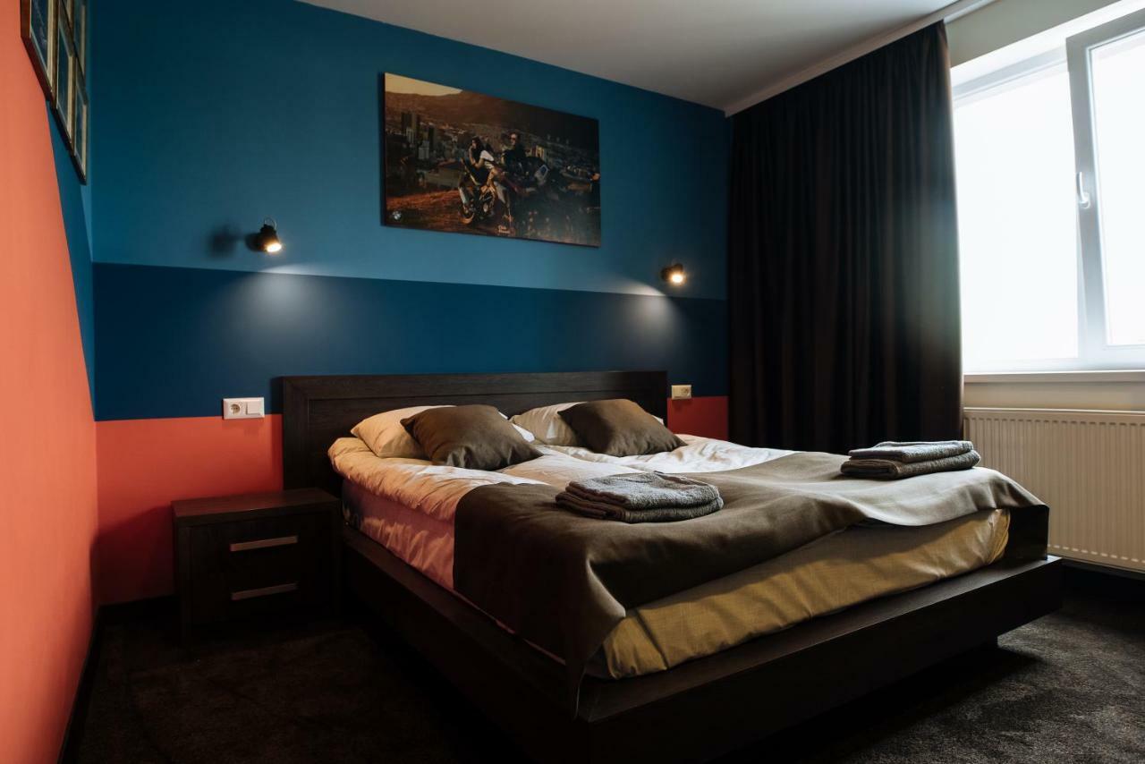 Hotel Clubhouse Ivano-Frankivsk Esterno foto